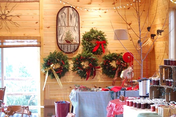 Christmas Store Alexandria Va / The Christmas Attic Closes Its Doors